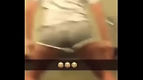 Britt shakn her  azz 