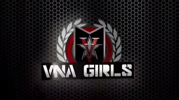 Busty Jessica Nyx Uses Her Bare Feet Soles 2 Masturbate Philly John!