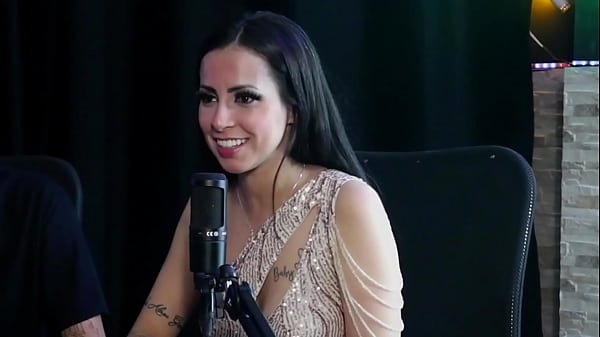 Ela não faz alguns fetiches, a avó fazia punheta com o pé, não faz coisas por dinheiro e é divorciada – Teh Angel & Ktal (SHEER/RED)