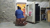 The cleaning lady films herself to seduce me - I met her on Sxhorny.com