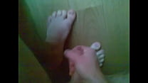 feet cumshot