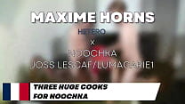 Noochka a toujours rêvé d’être prise par plusieurs hommes...Et cette fois, on a exaucé tous ses fantasmes au le ch ...