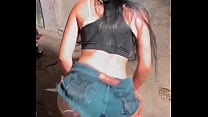 Ellen safadinha dançando
