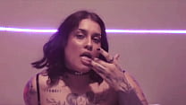 Agatha Mama Sticking Her Foot In Rotten Venus's Pussy - Dirty Version