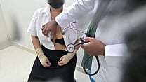 doctor using patient