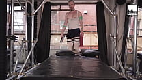 Screenshot Kinky Axel Abys se Stretches Hole With Monster le With Monster D