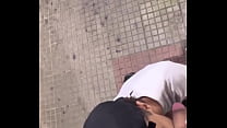 Fudendo e mamando o hétero dotadao na estação de metro
