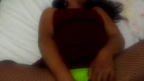 Masturbandome un poco