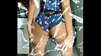 Novinha dançando funk