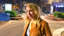 Le plaisir entre femmes, une première pour Elisa, 26ans... 100% lesbiennes !