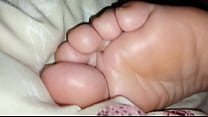 Girlfriends bed time feet