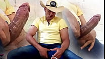YURI GAÚCHO - AGROBOY SUPER DOTADO ESGUICHANDO PORRA DA PICA GROSSA - URSO BRASILEIRO GOZANDO FORTE