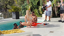 BTS - BBC GangBang Chloe Chevalier Teil 1