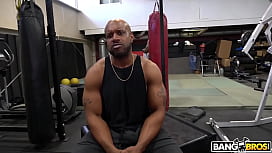 BANGBROS - Interracial Gangbang BTS mit Chloe Temple, Prince Yahshua, Pressure und Big Tre