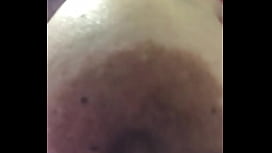 Pralle Titten Lehrerin saugt Studentenspitz!