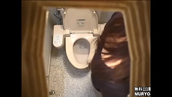 Beautiful leg housewife Yuko (26) -Urine collection-All gynecological examinations File02-B