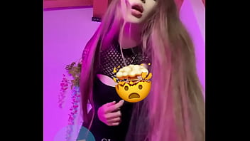 thumb i`m so bored pl  ease play with me ufe0f shari  me ufe0f sharis me ufe0f sharis
