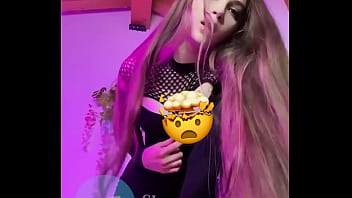 thumb i`m so bored pl  ease play with me ufe0f shari  me ufe0f sharis me ufe0f sharis