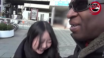 [Chubby, raw blowjob, fucking, mouth shot] A hungry Japanese girl with big tits ○ raw sucks a black dick and seems to be semen