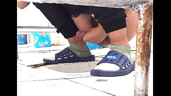 ASIAN TOILET SPY 2