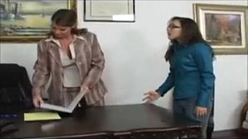 thumb woman gets padd  led to keep her job job r job job