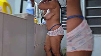 thumb my wife is upse  t because the house is messy  house is messy b ouse is messy b