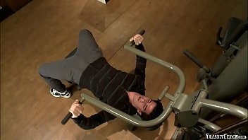 Shemale gets blowjob from trainer stud - XVIDEOS.COM