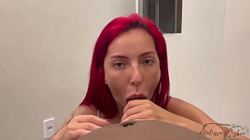 Rapidinho minha madrasta, vem me chupar e deixa eu meter nesse rabo gostoso antes que alguém chegue aqui em casa