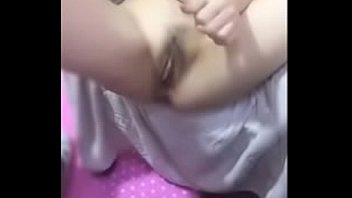 乱仑 单亲妈妈和自己三岁的儿子 舔儿子小鸡鸡 太可怕了 2025