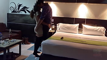 The waterboy, fucking my Milf Pam liberal wife for a few seconds is enough to leave her dripping and soaked in her own squirt both to stop the recording and to dry ourselves