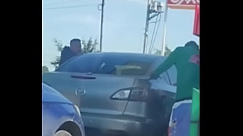 Follada extrema en el auto