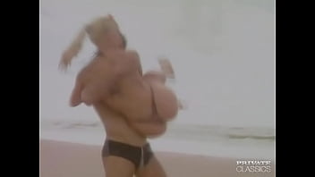 Silvia Saint & Nacho Vidal Fucking in the Beach