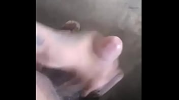 Viejo estupido se masturba y hace caras graciosas xD