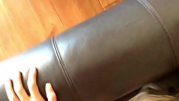 Please eat my lovely clit 7分钟