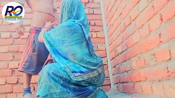 Hindi audio aawaj me mom ko finger karhe hua dekha liya