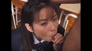 Niiyama Risa Uncensored Japanese bukkake blowjob