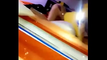 snowbunny bouncing that ass