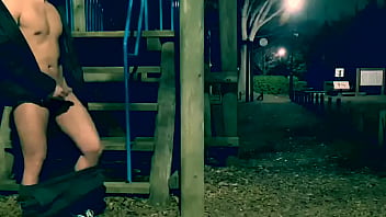public park masturbation 02