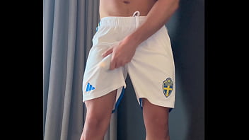 Twink Footballer With a Massive Cock Gets Horny After Training HOTTEST GUY MOANING