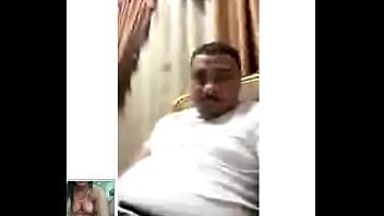 بينك يدو على فديو سكس