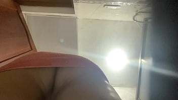 thumb upskirt a mi he  rmanastra  