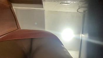 thumb upskirt a mi he  rmanastra  
