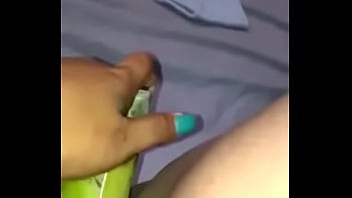 thumb niu0144a le gus  ta sacarse leche con un pl he con un pl
