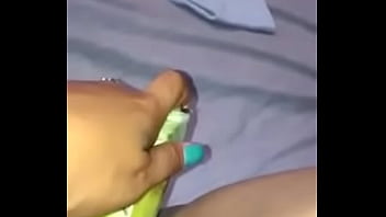 thumb niu0144a le gus  ta sacarse leche con un pl he con un pl