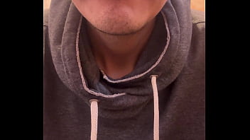 thumb v  