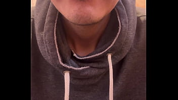 thumb v  