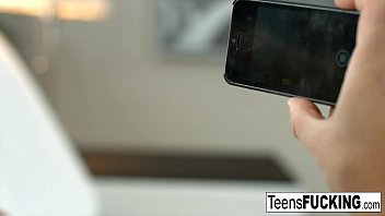 thumb sheri vi turn i  nto anal fun  