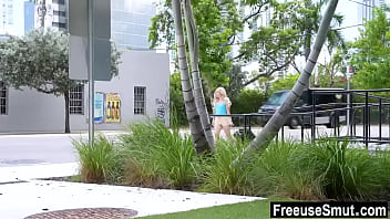 Super horny boyfriend freeusing girlfriend & her bff