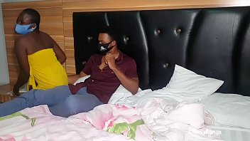 잠금으로 인해 훅 업 소녀와 섹스를했습니다.