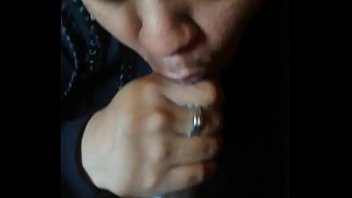 thumb want head alway  s need her  